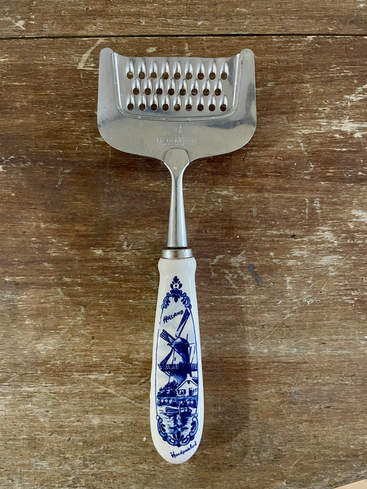 Henri Willig Delft Cheese Grater