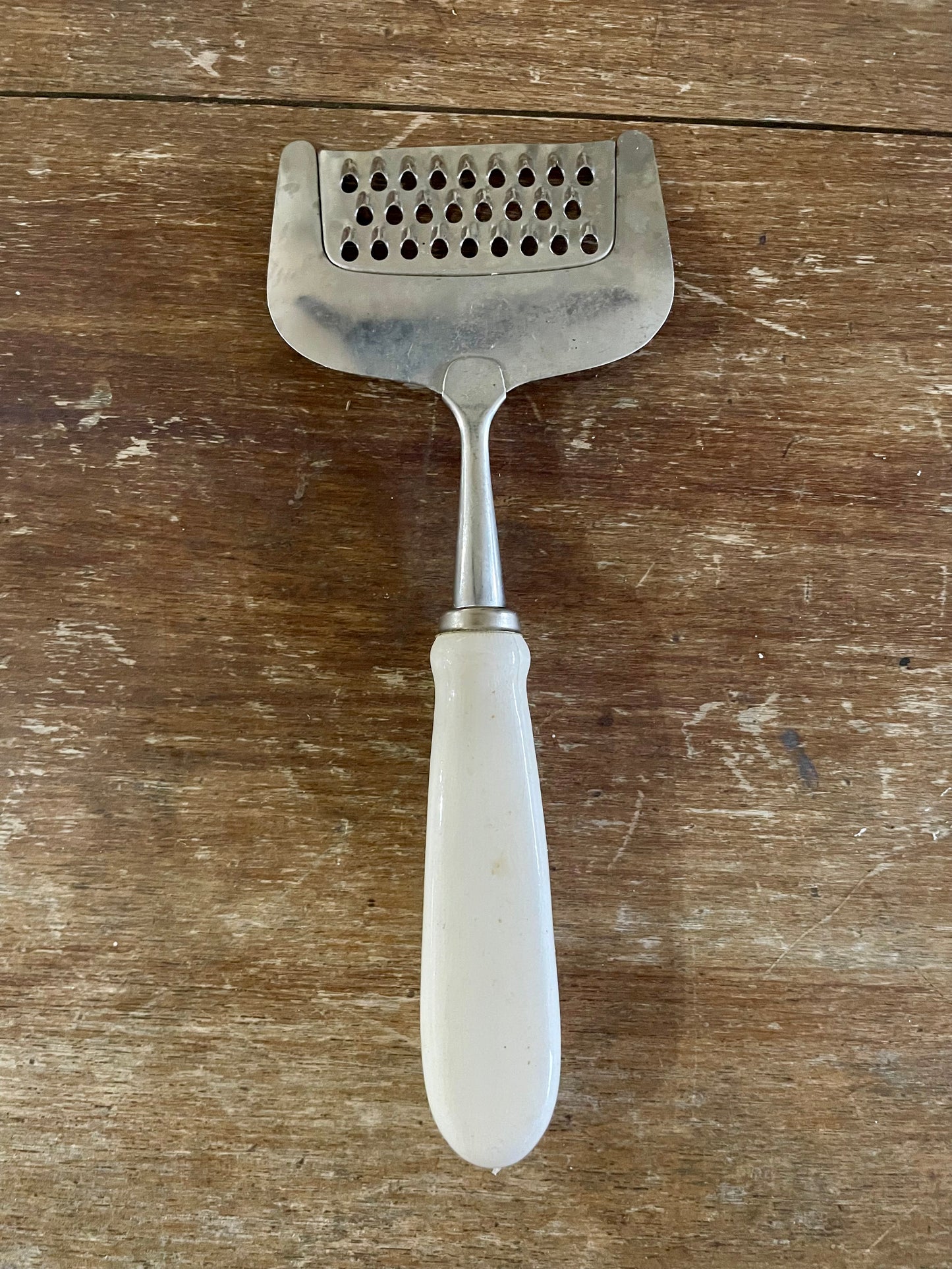 Henri Willig Delft Cheese Grater